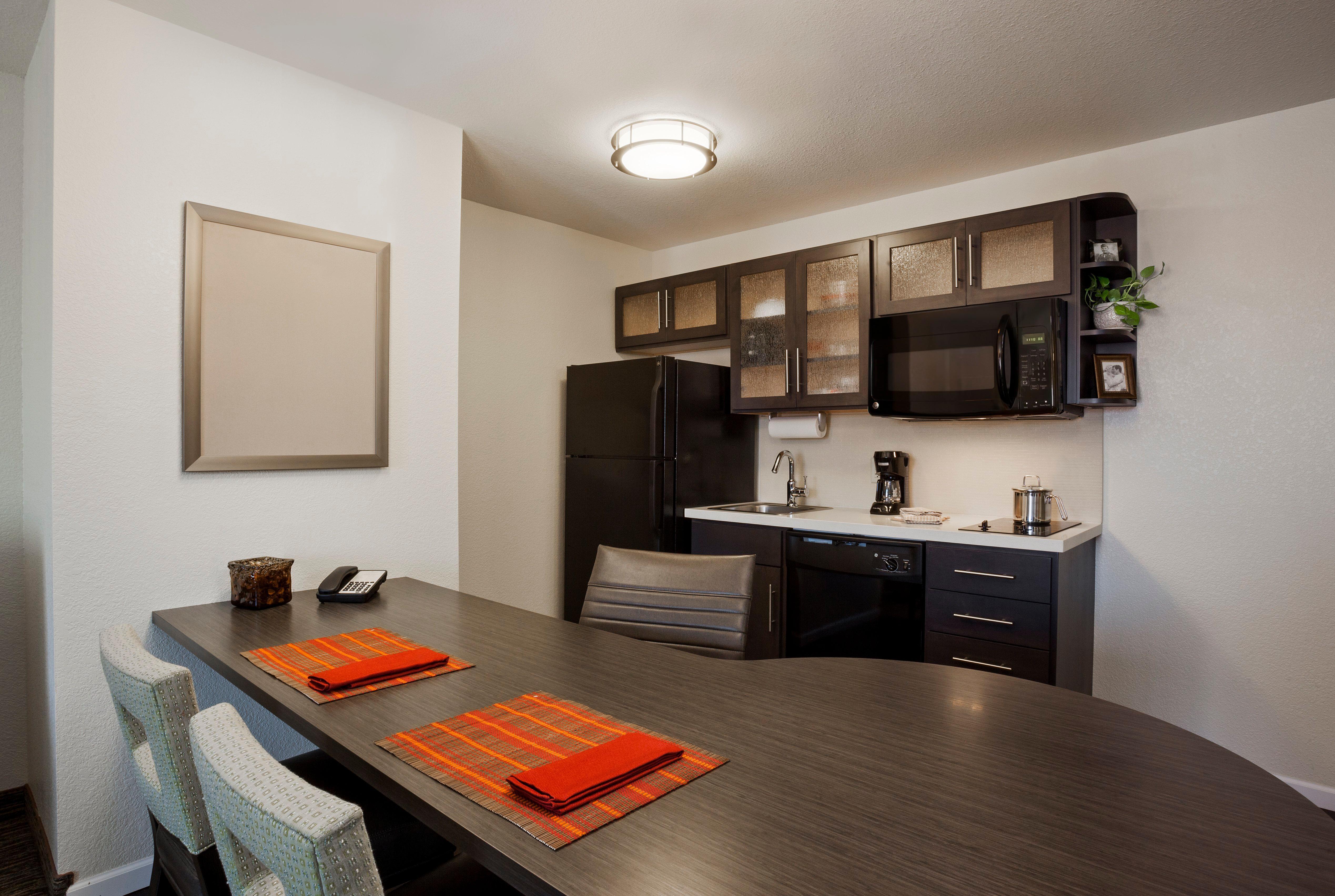 Candlewood Suites Denver North - Thornton By Ihg Eksteriør billede